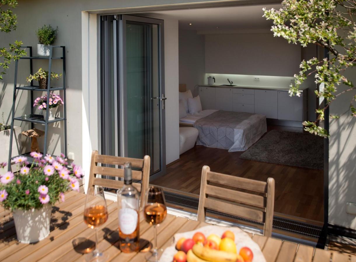 Luxury Penthouse Apartment Prague Exterior photo